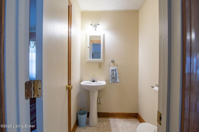 642 N Miles St, Elizabethtown, KY 42701