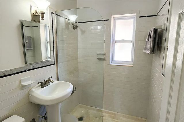 2367 Seville Avenue, Vero Beach, FL 32960