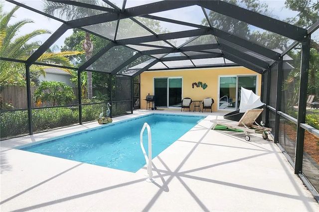 2367 Seville Avenue, Vero Beach, FL 32960