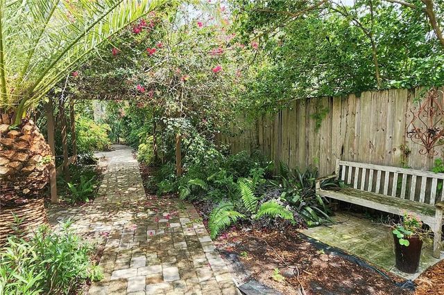 2367 Seville Avenue, Vero Beach, FL 32960