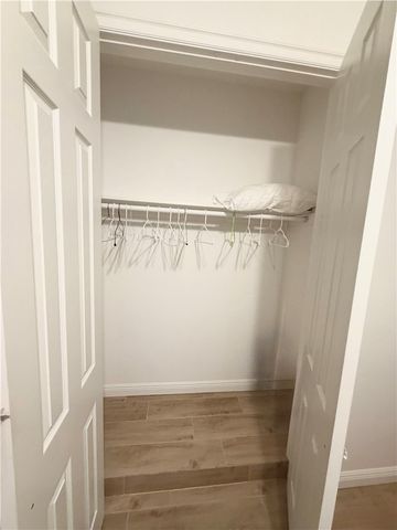 2367 Seville Avenue, Vero Beach, FL 32960