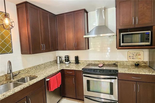 2367 Seville Avenue, Vero Beach, FL 32960