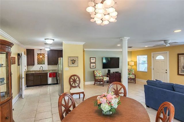 2367 Seville Avenue, Vero Beach, FL 32960