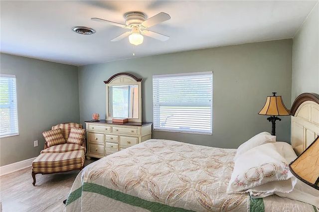 2367 Seville Avenue, Vero Beach, FL 32960