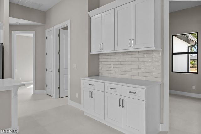 3419 SW 5TH PL, Cape Coral, FL 33993