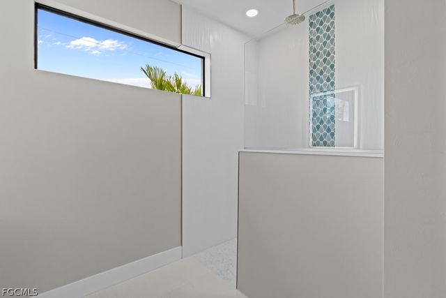 3419 SW 5TH PL, Cape Coral, FL 33993