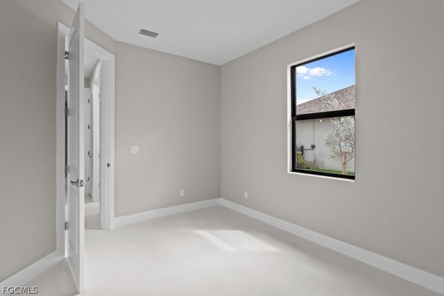 3419 SW 5TH PL, Cape Coral, FL 33993