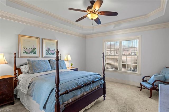 8814 Sawtooth Court, Kernersville, NC 27284