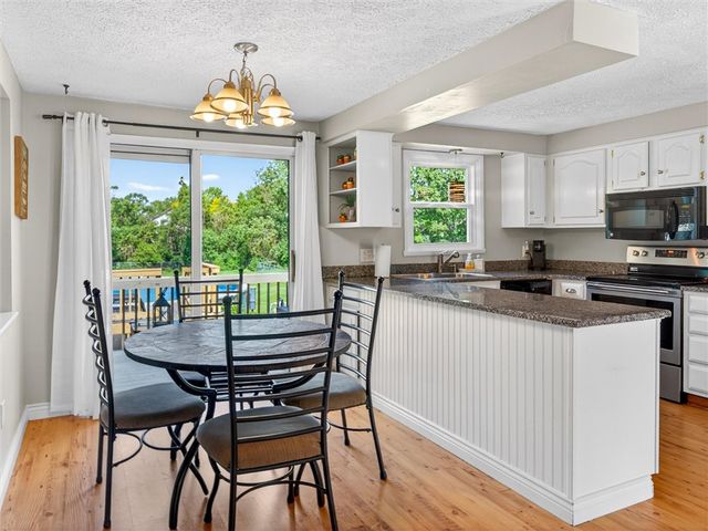 19 Ryans Run, Ogden, NY 14624