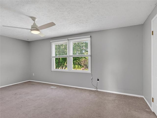 19 Ryans Run, Ogden, NY 14624