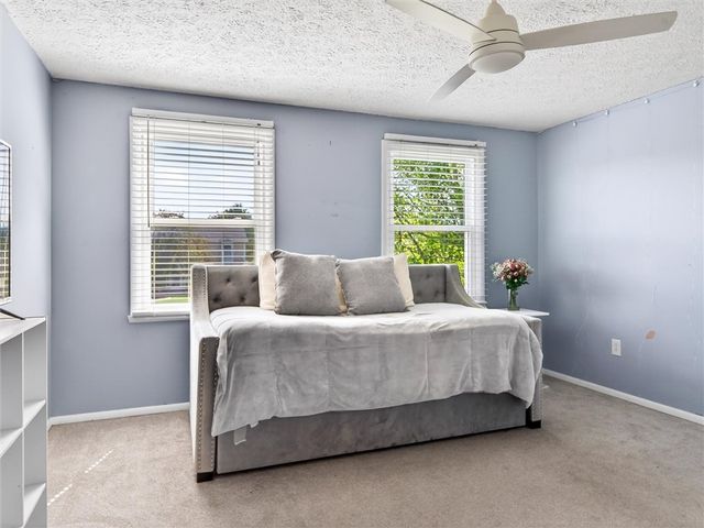 19 Ryans Run, Ogden, NY 14624