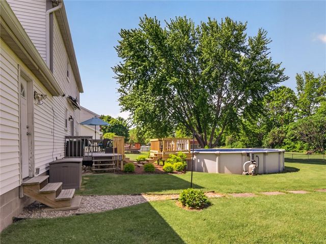 19 Ryans Run, Ogden, NY 14624