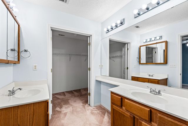 912 Claeven Circle, Fort Walton Beach, FL 32547