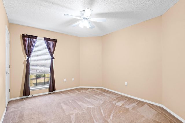 912 Claeven Circle, Fort Walton Beach, FL 32547