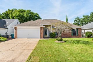 912 Claeven Circle, Fort Walton Beach, FL 32547