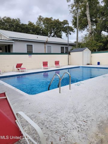 133 Hopkins Boulevard, A, Biloxi, MS 39530