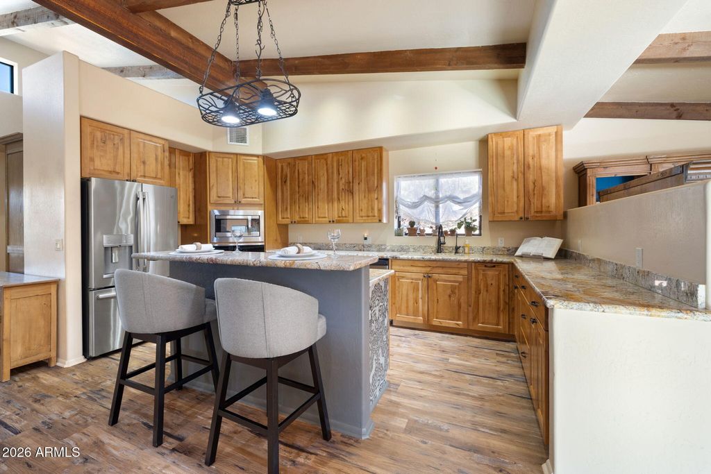 Image 11 of property listing at 140 Raven Drive, Sedona, AZ 86336