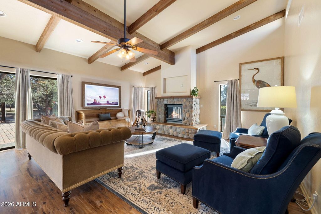 Image 12 of property listing at 140 Raven Drive, Sedona, AZ 86336