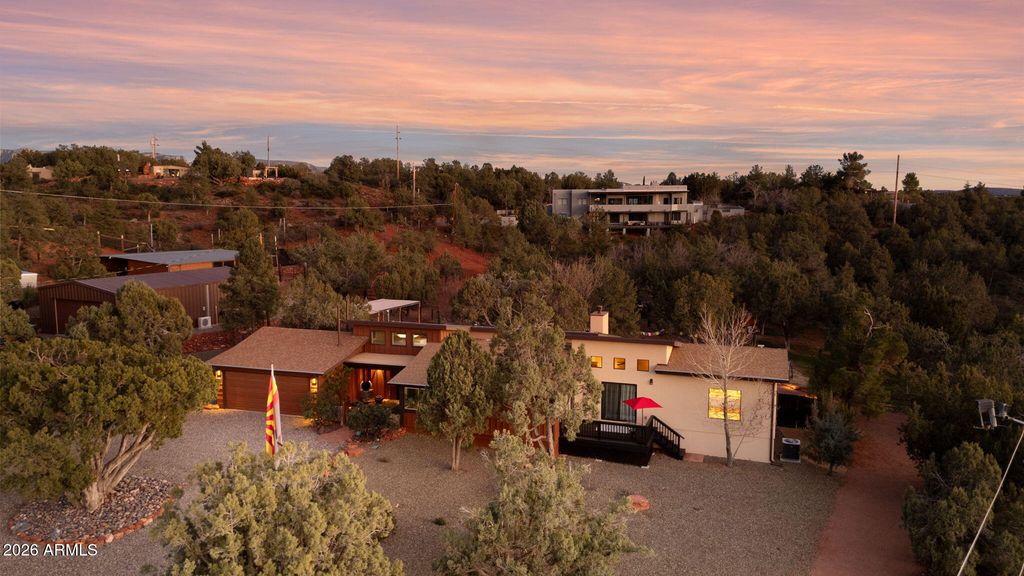 Image 2 of property listing at 140 Raven Drive, Sedona, AZ 86336