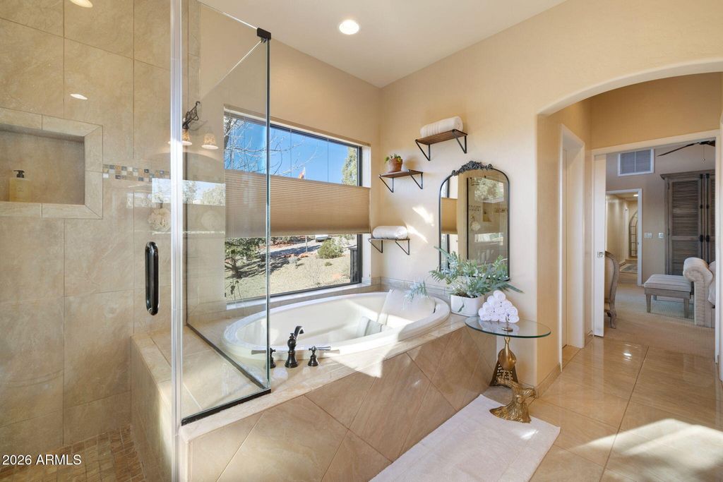 Image 22 of property listing at 140 Raven Drive, Sedona, AZ 86336