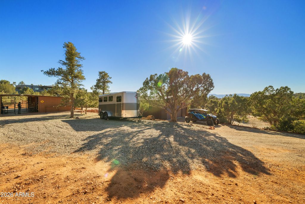 Image 4 of property listing at 140 Raven Drive, Sedona, AZ 86336