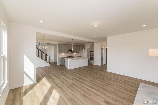 242 Kerry Downs Drive, Dardenne Prairie, MO 63368