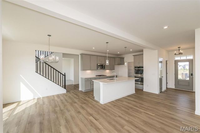 242 Kerry Downs Drive, Dardenne Prairie, MO 63368