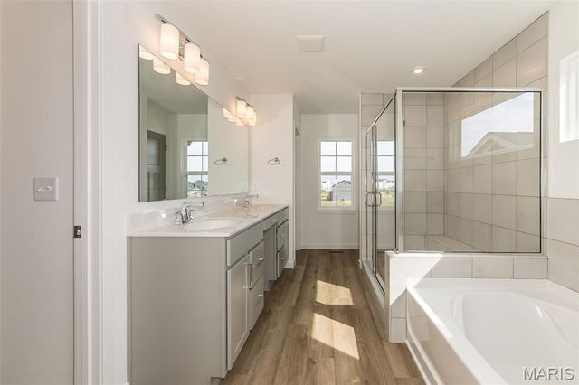 242 Kerry Downs Drive, Dardenne Prairie, MO 63368