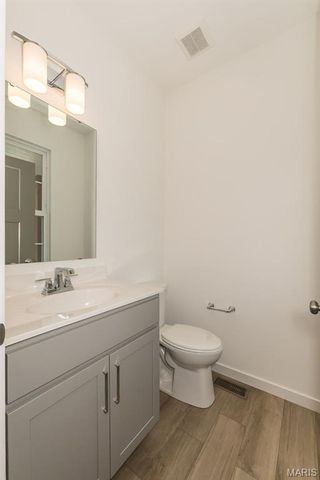 242 Kerry Downs Drive, Dardenne Prairie, MO 63368