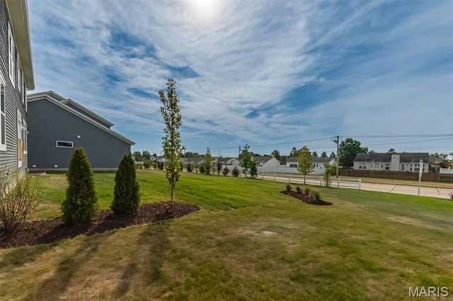 242 Kerry Downs Drive, Dardenne Prairie, MO 63368