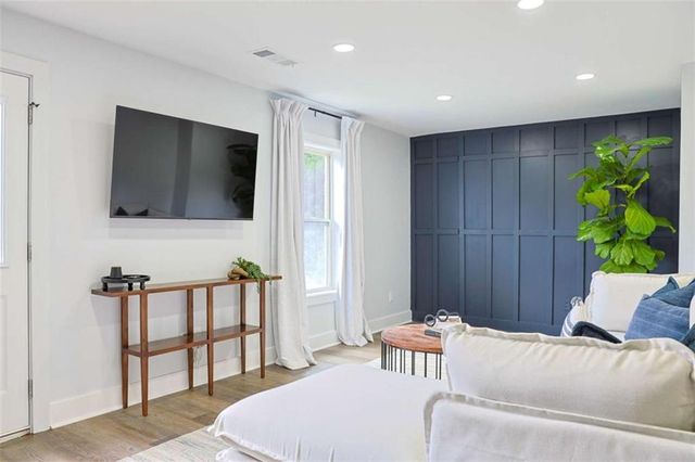 2184 Skye Isles Pass, Lawrenceville, GA 30045