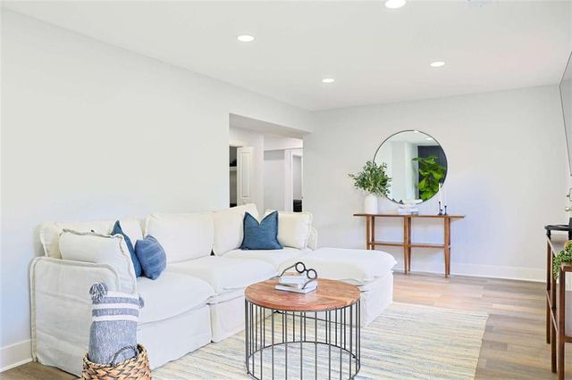 2184 Skye Isles Pass, Lawrenceville, GA 30045