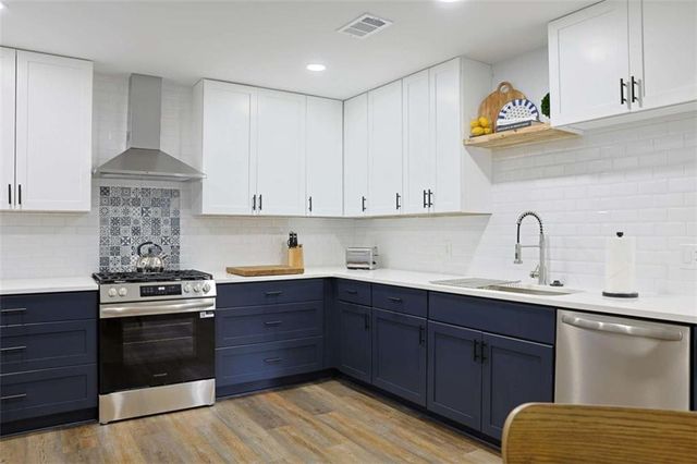 2184 Skye Isles Pass, Lawrenceville, GA 30045