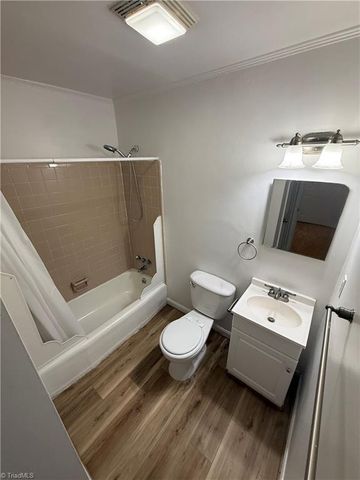 847 W 6th Street C, Winston-salem, NC 27101