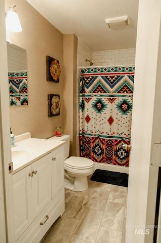 1404 Rochester, Caldwell, ID 83605