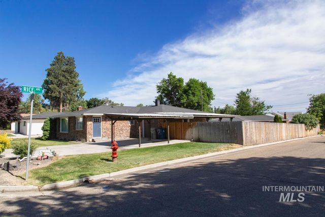 1404 Rochester, Caldwell, ID 83605