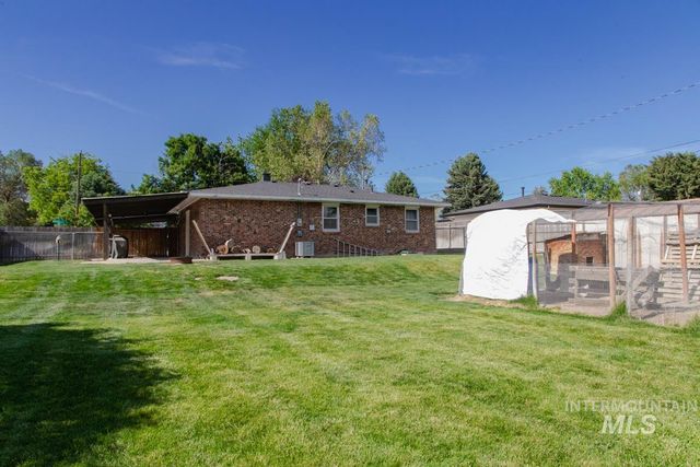 1404 Rochester, Caldwell, ID 83605