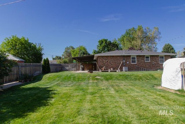 1404 Rochester, Caldwell, ID 83605
