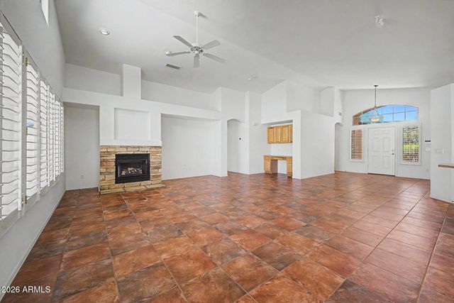 8605 W APACHE Street, Tolleson, AZ 85353