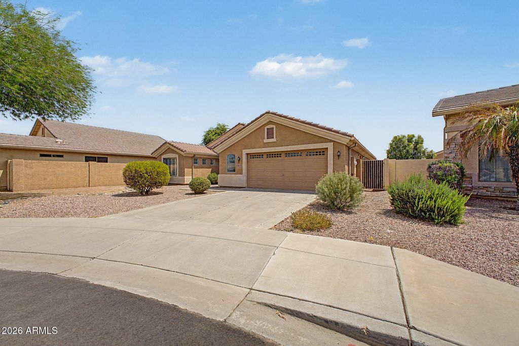 8605 W APACHE Street, Tolleson, AZ 85353 — photo 3