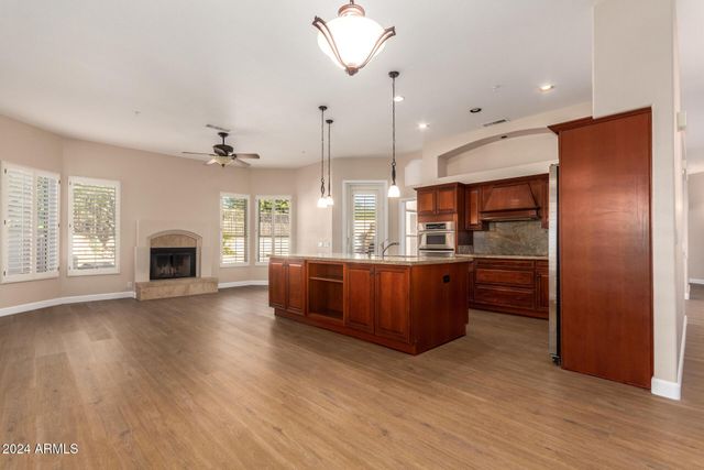 7438 E Sand Hills Road, Scottsdale, AZ 85255