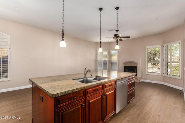 7438 E Sand Hills Road, Scottsdale, AZ 85255