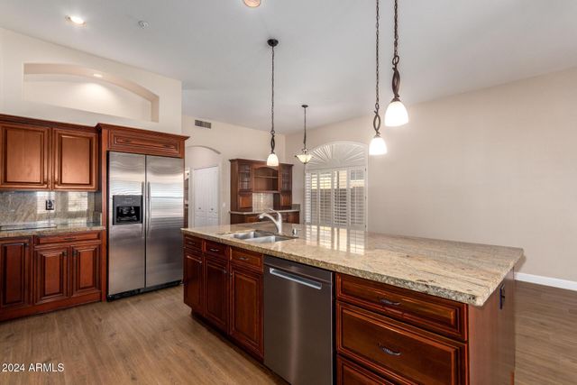 7438 E Sand Hills Road, Scottsdale, AZ 85255