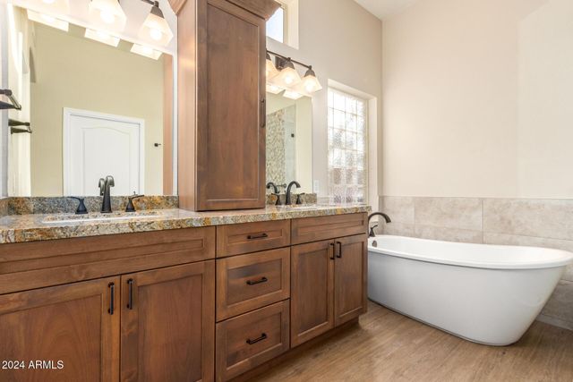 7438 E Sand Hills Road, Scottsdale, AZ 85255