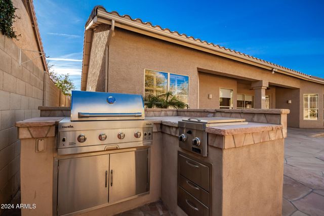 7438 E Sand Hills Road, Scottsdale, AZ 85255