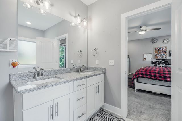 158 Briarwood Ln, Smithville, TN 37166