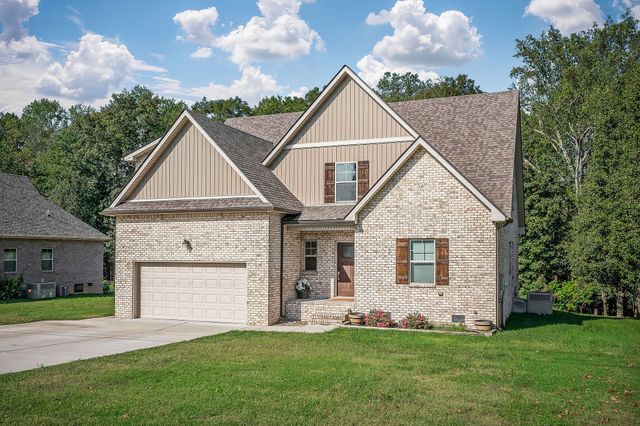 158 Briarwood Ln, Smithville, TN 37166