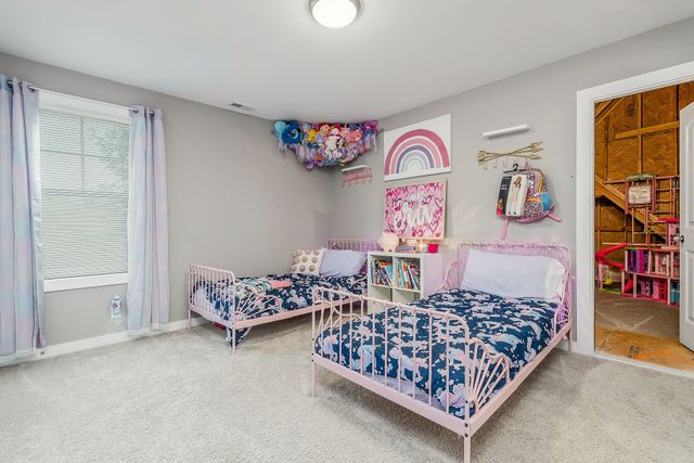 158 Briarwood Ln, Smithville, TN 37166