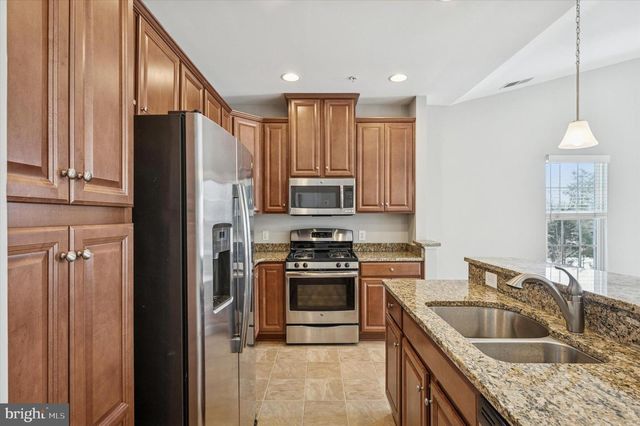 4 EAGLE LN, Glen Mills, PA 19342