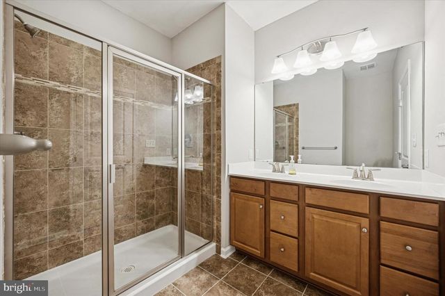 4 EAGLE LN, Glen Mills, PA 19342